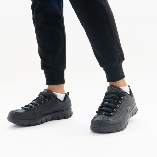 Кроссовки женские Skechers Sure Track черный 76550EC-BLK